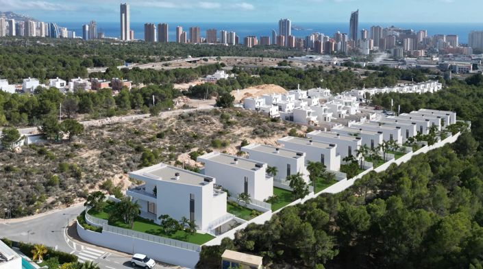 Image No.6-3 Bed Villa for sale