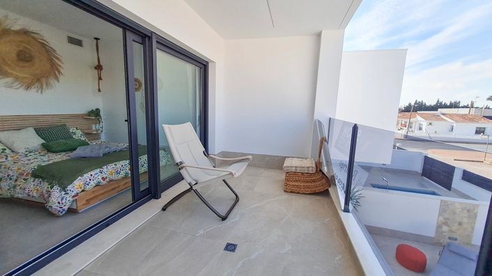 Image No.25-3 Bed Villa for sale