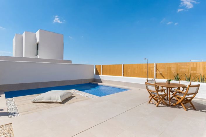 Image No.8-3 Bed Apartment for sale
