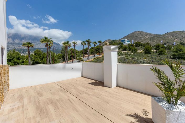 Image No.19-3 Bed Villa for sale