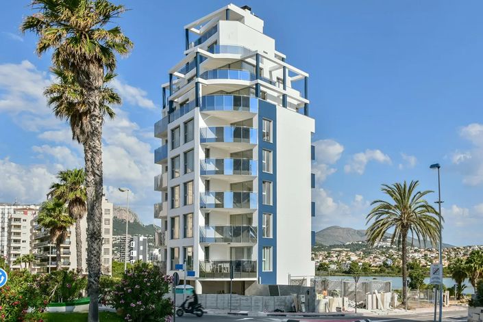 Image No.20-3 Bed Apartment for sale