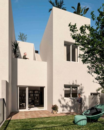 Image No.15-3 Bed Townhouse for sale