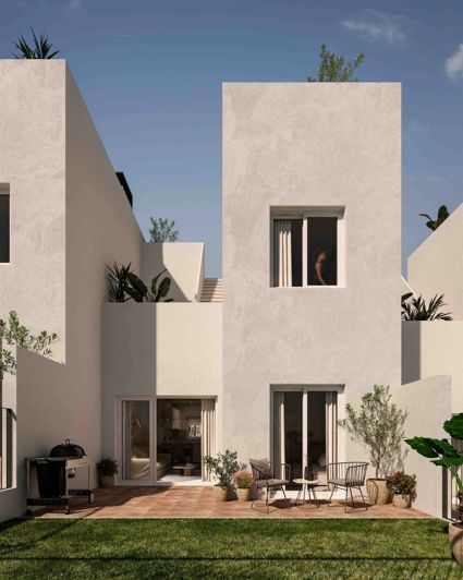 Image No.10-3 Bed Townhouse for sale
