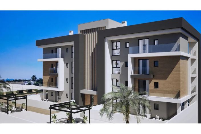 Image No.18-3 Bed Apartment for sale