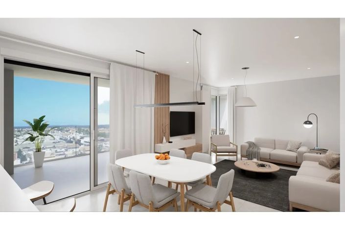Image No.8-3 Bed Apartment for sale