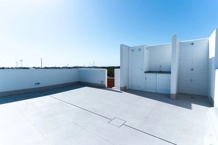 Image No.7-3 Bed Villa for sale