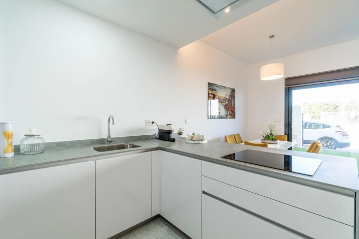 Image No.33-2 Bed Apartment for sale