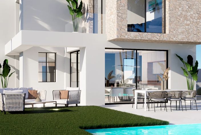 Image No.12-3 Bed Villa for sale