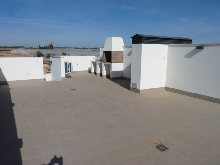 Image No.21-2 Bed Townhouse for sale