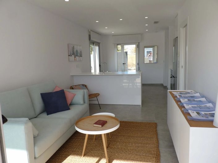 Image No.8-2 Bed Townhouse for sale
