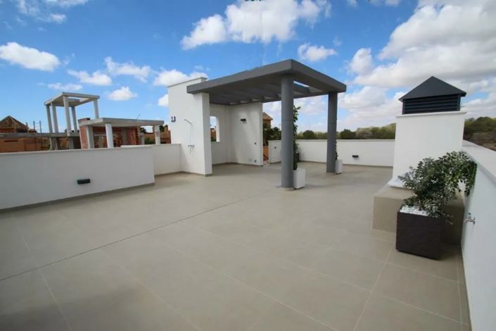 Image No.10-3 Bed Villa for sale