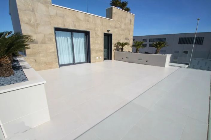Image No.4-Villa de 4 chambres à vendre à San Miguel de Salinas