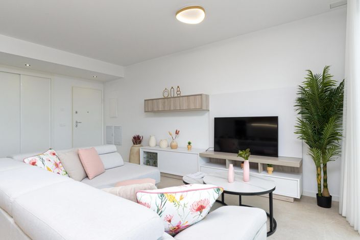 Image No.24-2 Bed Apartment for sale