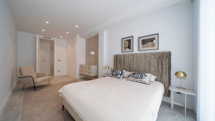 Image No.11-4 Bed Villa for sale