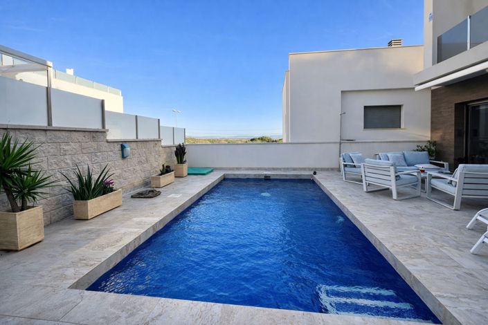 Image No.25-3 Bed Villa for sale