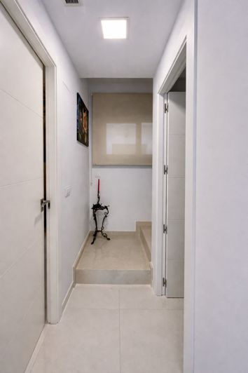 Image No.28-3 Bed Villa for sale