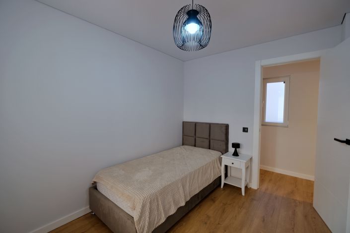 Image No.21-3 Bed Apartment for sale