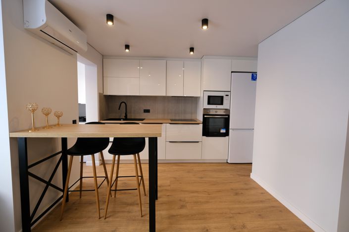 Image No.8-3 Bed Apartment for sale