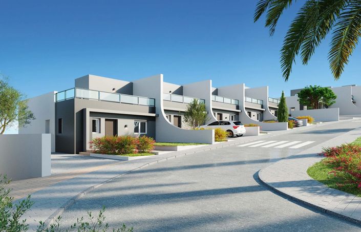 Image No.11-3 Bed Townhouse for sale