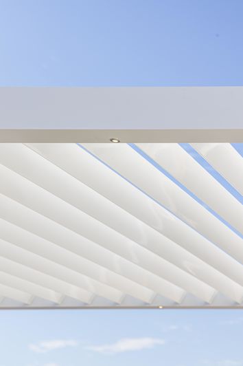 Image No.32-2 Bed Townhouse for sale