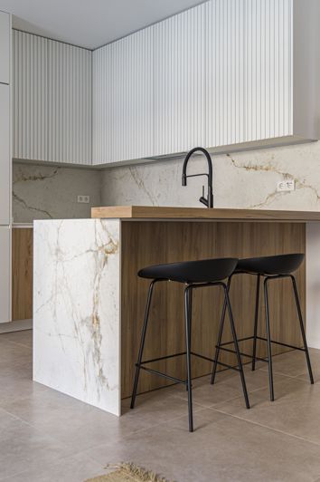 Image No.6-2 Bed Townhouse for sale