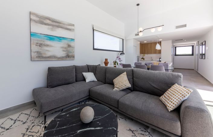 Image No.17-3 Bed Villa for sale