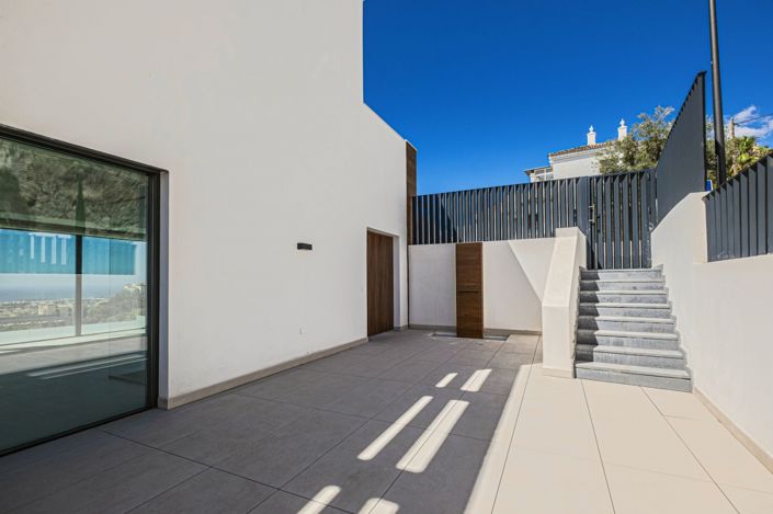 Image No.14-4 Bed Villa for sale