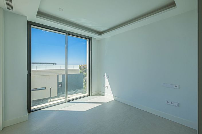 Image No.23-4 Bed Villa for sale