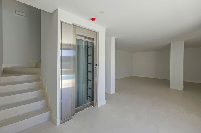 Image No.34-4 Bed Villa for sale