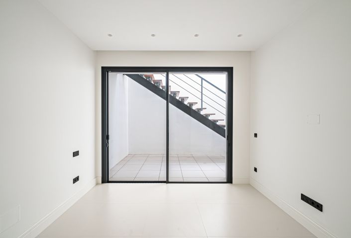 Image No.17-4 Bed Villa for sale