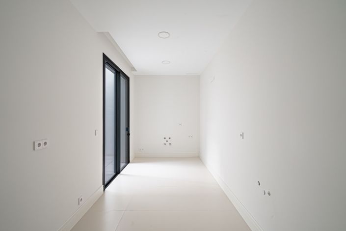 Image No.18-4 Bed Villa for sale