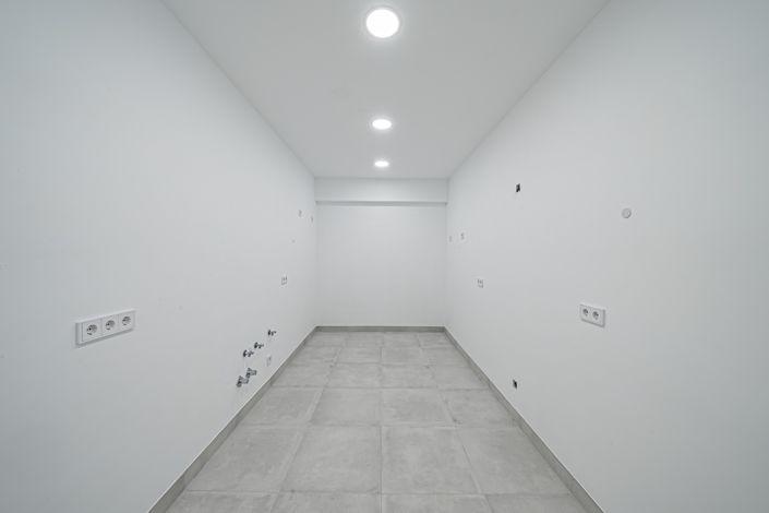 Image No.14-6 Bed Villa for sale