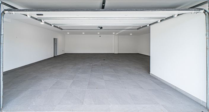 Image No.34-6 Bed Villa for sale