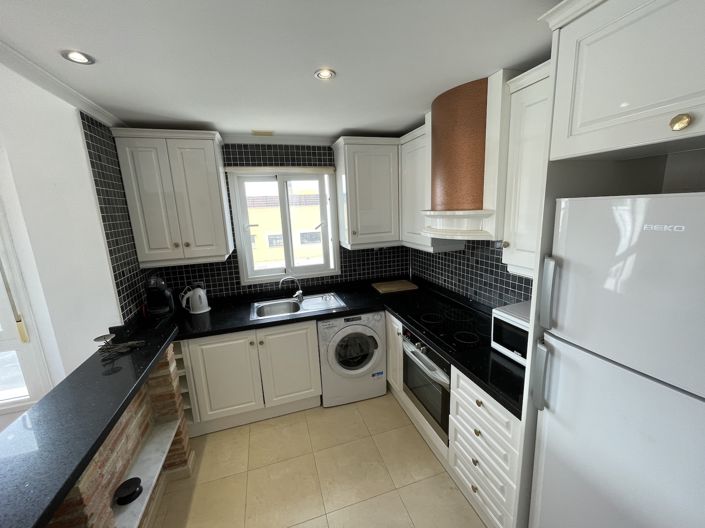 Image No.8-2 Bed Apartment for sale