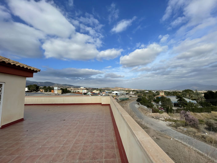 Image No.21-4 Bed Penthouse for sale