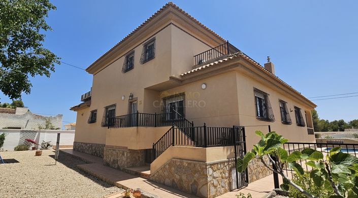 Image No.16-5 Bed Villa for sale