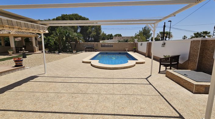 Image No.17-5 Bed Villa for sale