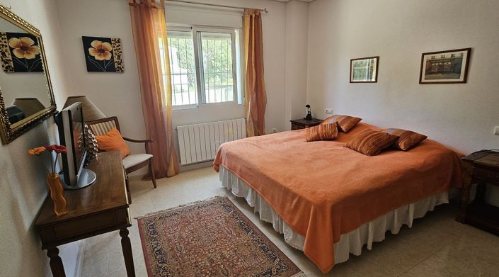 Image No.44-5 Bed Villa for sale