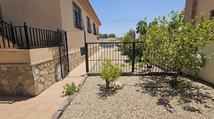 Image No.9-5 Bed Villa for sale