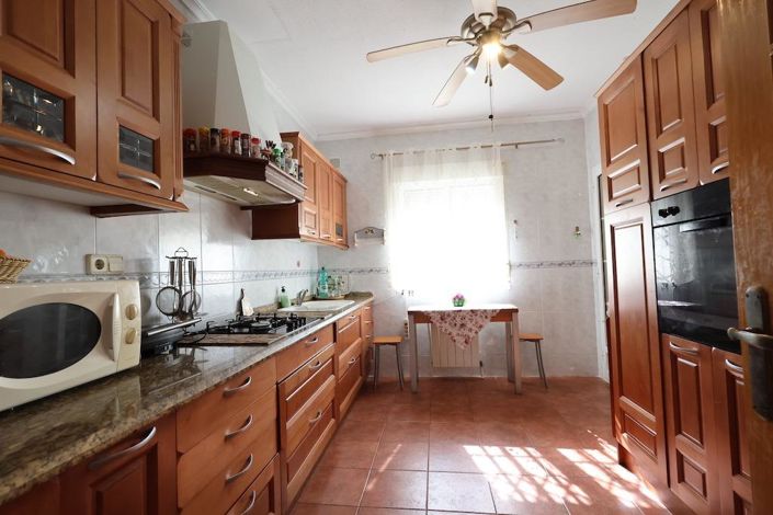 Image No.4-4 Bed Villa for sale