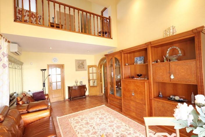 Image No.6-4 Bed Villa for sale