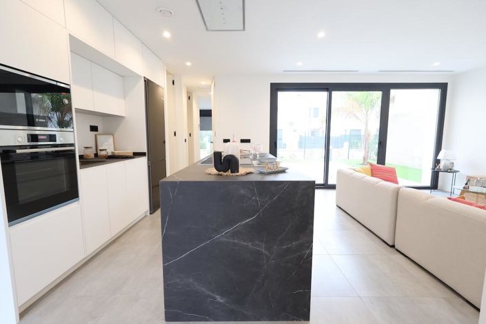 Image No.9-3 Bed Villa for sale