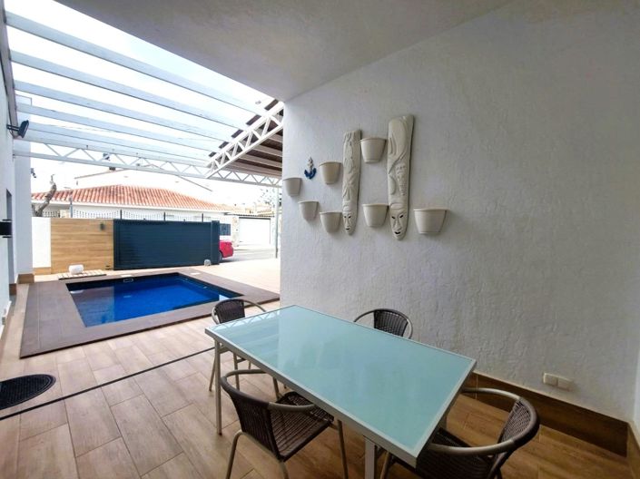 Image No.5-3 Bed Villa for sale