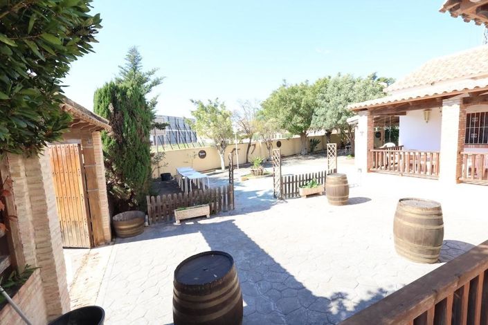 Image No.9-Villa de 4 chambres à vendre à Orihuela Costa