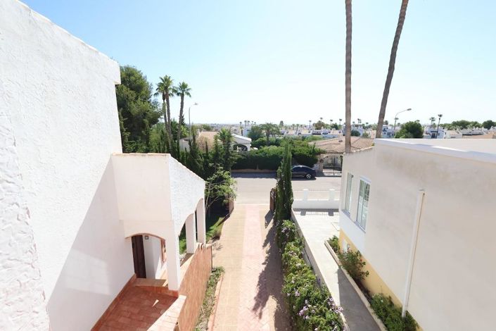 Image No.26-4 Bed Villa for sale