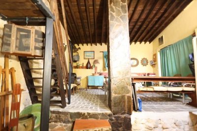 uyhc7o7uhcj0wfdfm8i5