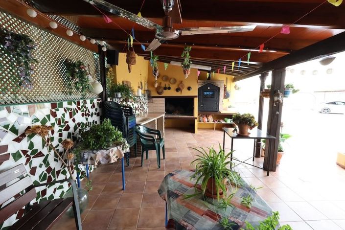 Image No.20-5 Bed Villa for sale