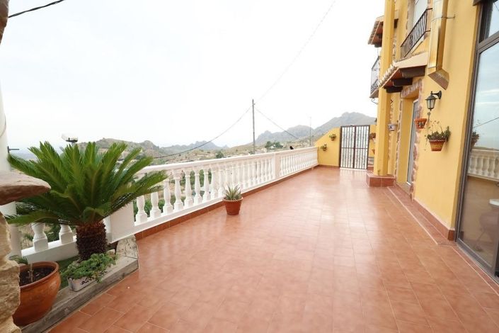 Image No.8-5 Bed Villa for sale