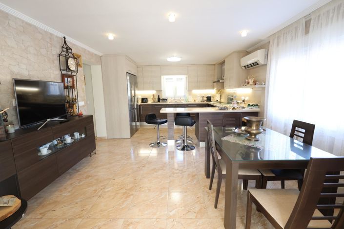 Image No.4-5 Bed Villa for sale