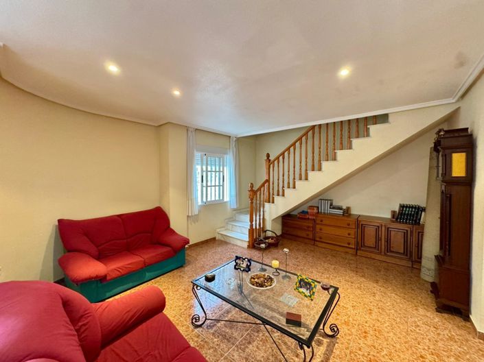 Image No.6-3 Bed Villa for sale